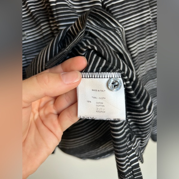 Givenchy Paris Long Sleeve ButtonDown Shirt Black Stripes 100% Cotton Size Large - Picture 8 of 10